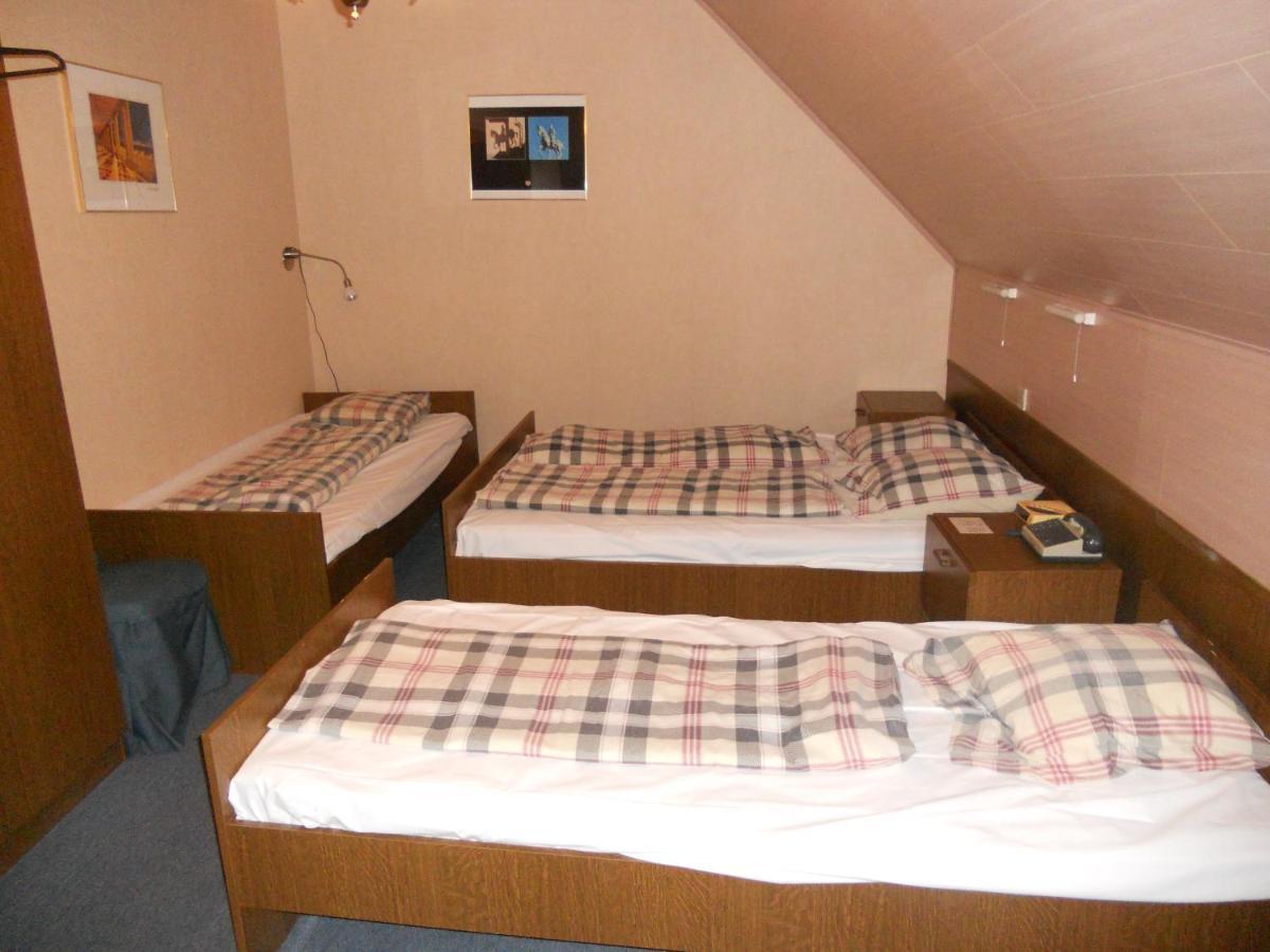 Hotel Ten Putte جيستيل المظهر الخارجي الصورة